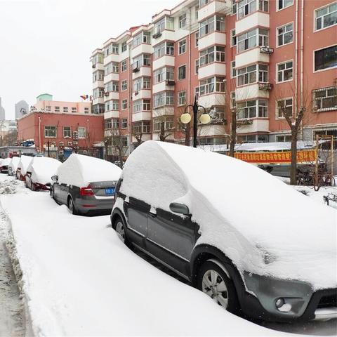 最新未来三天全国天气图发布，大范围雨雪来袭，南北温差显著