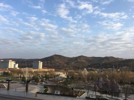 华亭天气预报,山中气候变幻,今日出行需备雨具 华亭天气预报,山中气候变幻,今日出行需备雨具